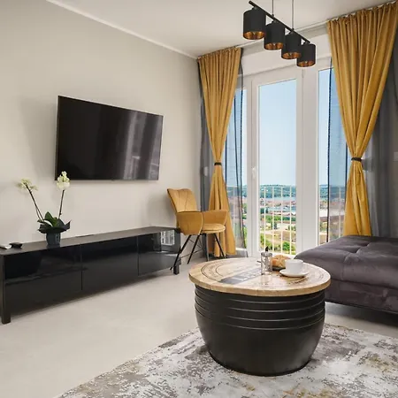 아파트 Mimac - Self Check In!!!